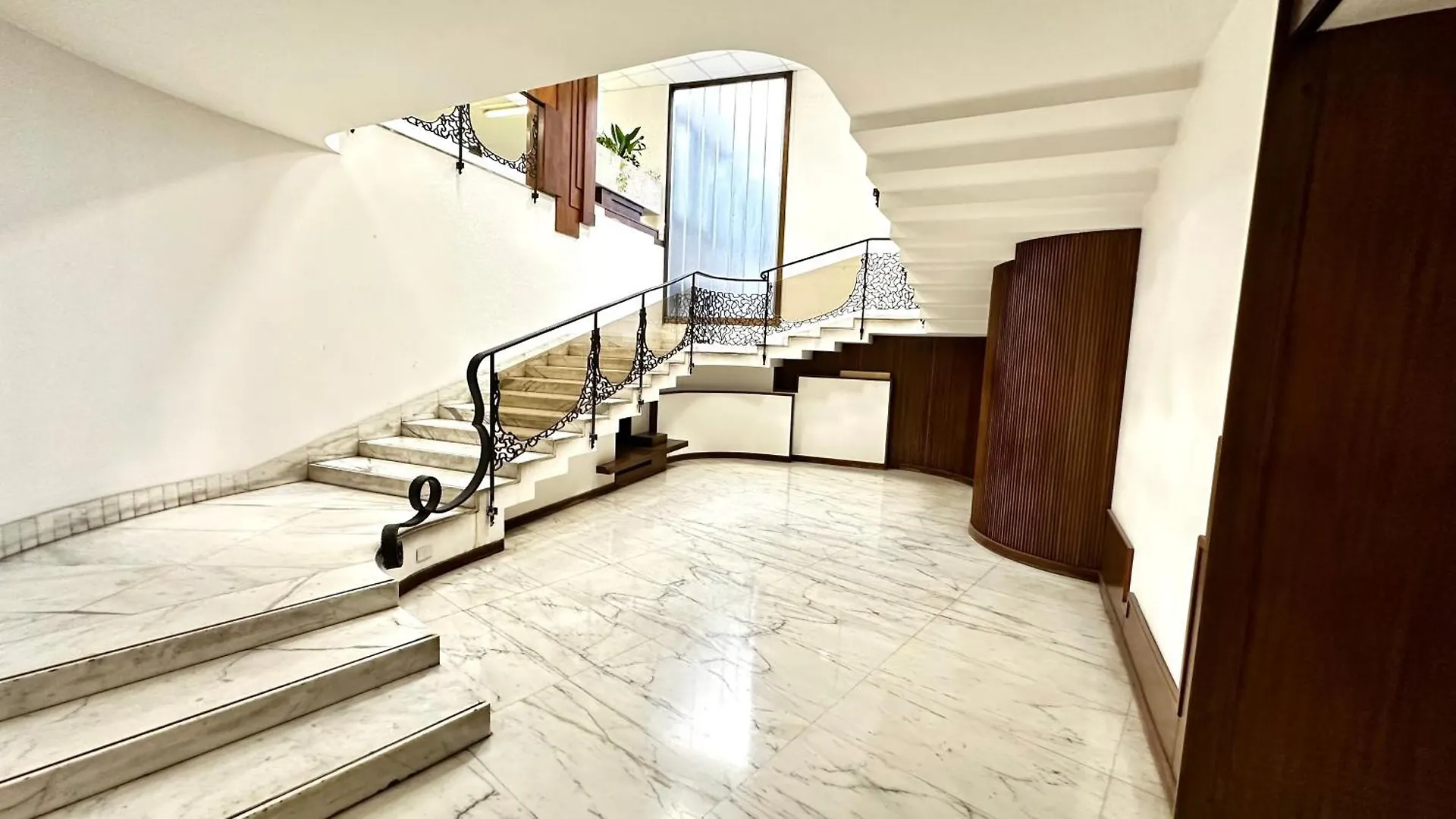 Appartement Davanti Al Duomo-Appartamento Storico Florence Italië