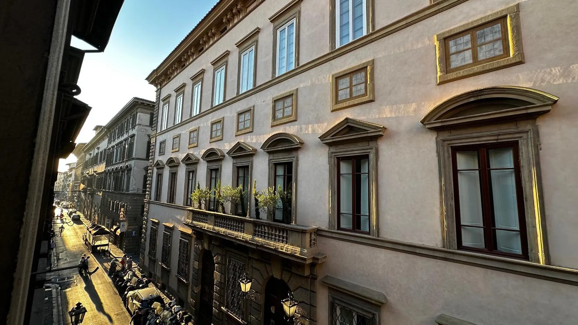 Davanti Al Duomo-Appartamento Storico Florence